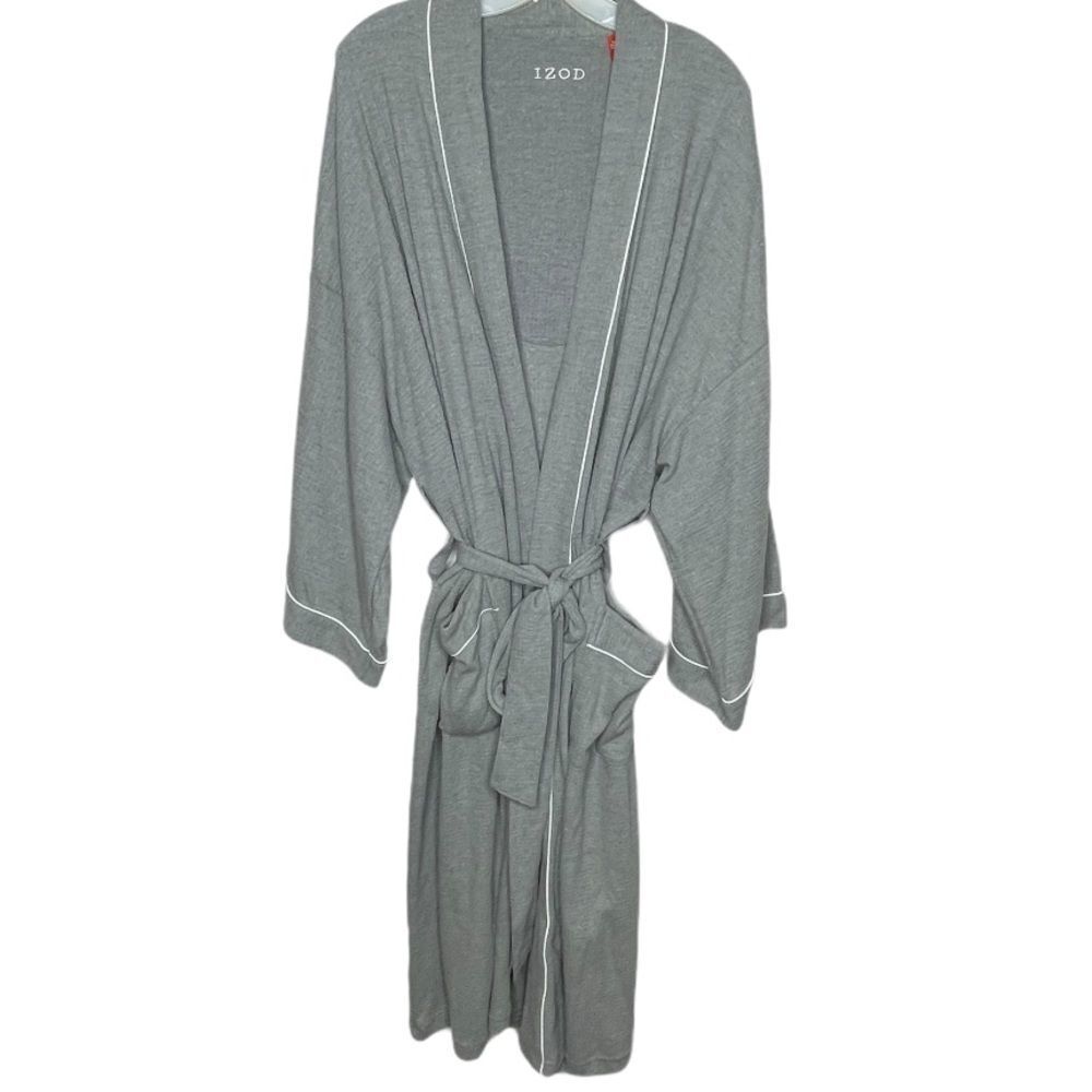 Vintage Izod Robe‎